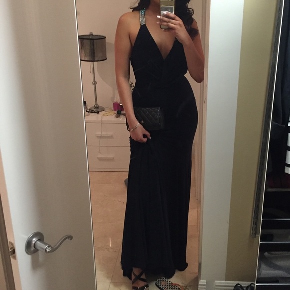 Stunning Backless JOVANI Gown - Picture 3 of 10